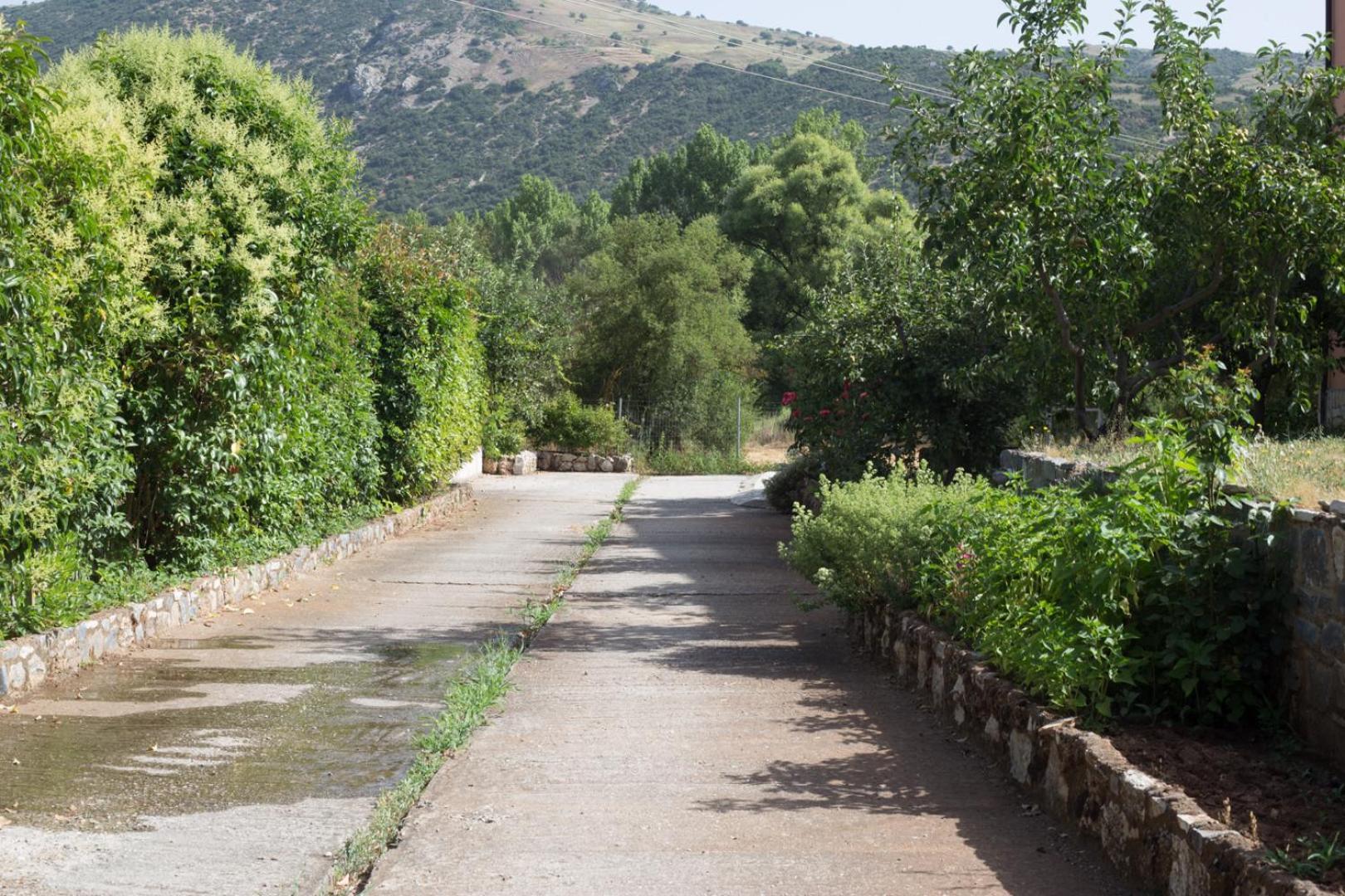 Ξενωνας Ι Σε Αγροικία Καλάβρυτα Leilighet Eksteriør bilde